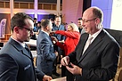 Verleihung der Die Einsatzmedaille "Fluthilfe 2021" durch Felix Döring (MdB), Dr. Helge Braun (MdB), und Anita Schneider (Landrätin Landkreis Gießen) 